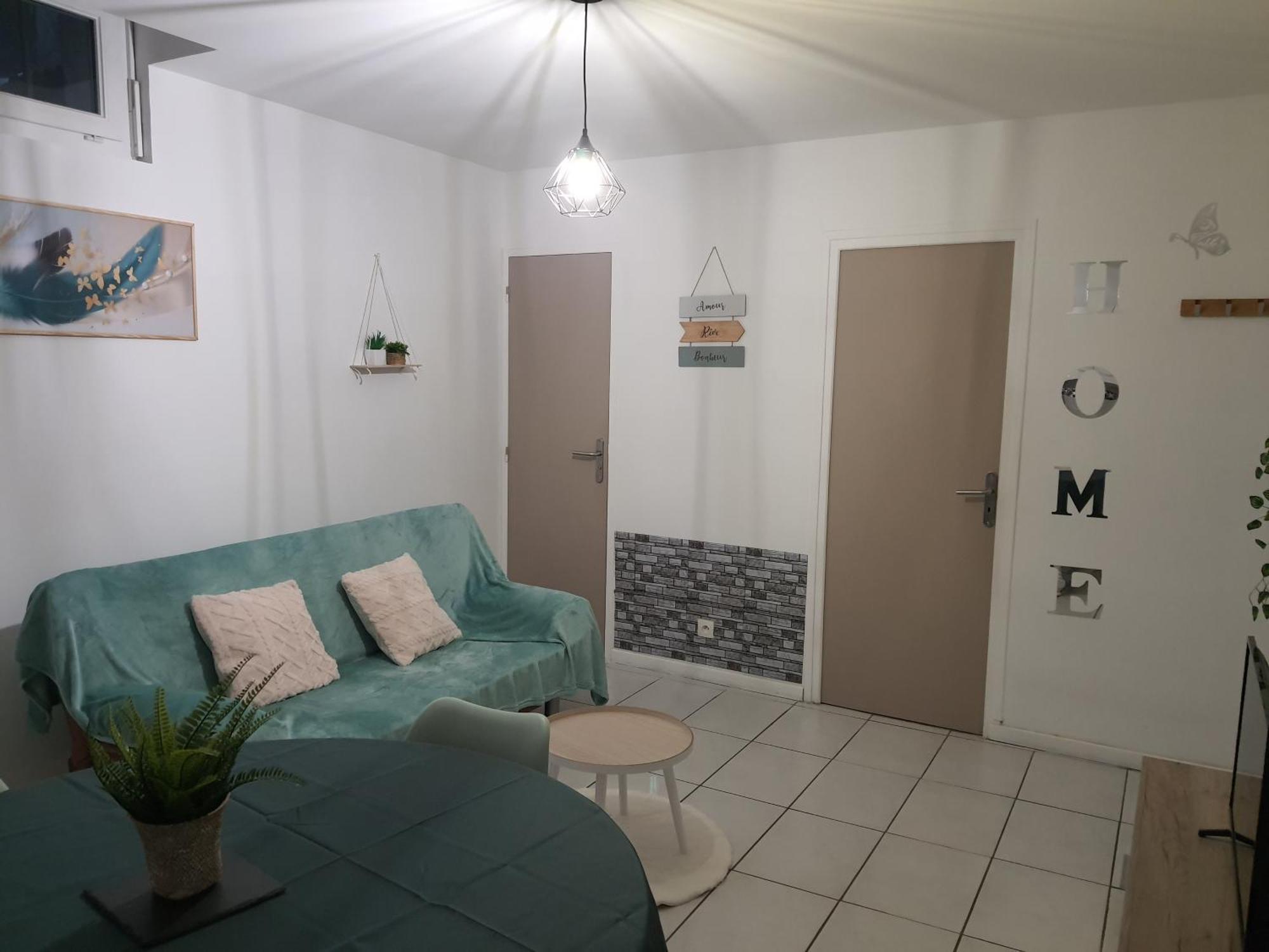Maisonnette Abj Anneyron 외부 사진